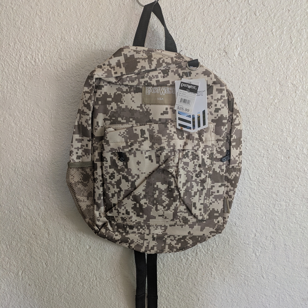Khaki Camo Men's Backpack